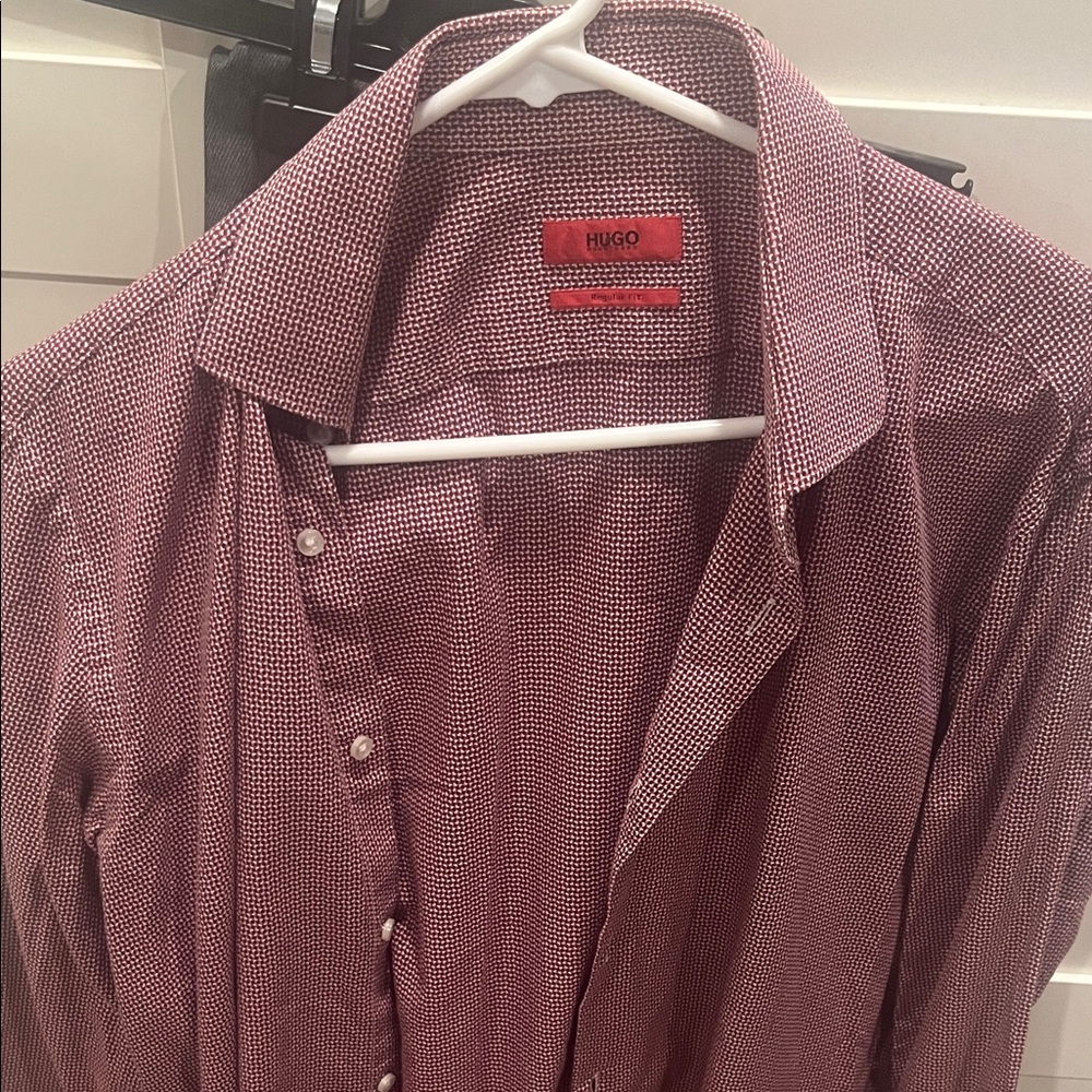 HUGO Men's Burgundy Casual Button Down Shirt